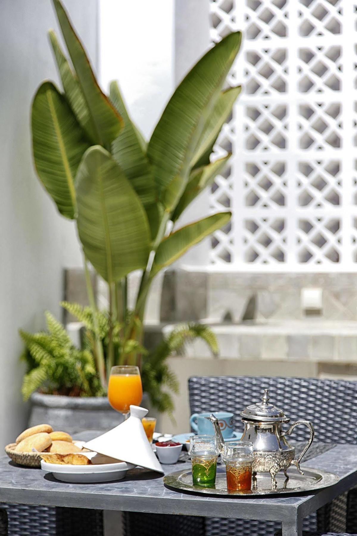 Hotel Dar Zen Rabat Exterior foto